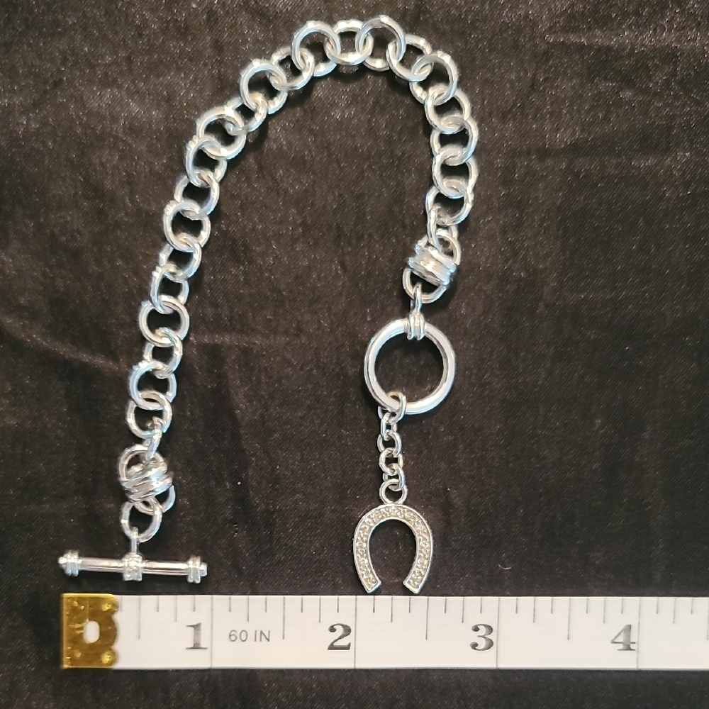 Silver Chain Bracelet w Horseshoe Charm - Picture 7 of 7